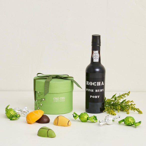 Portvin og CHO CHO forårsæske med chokolade